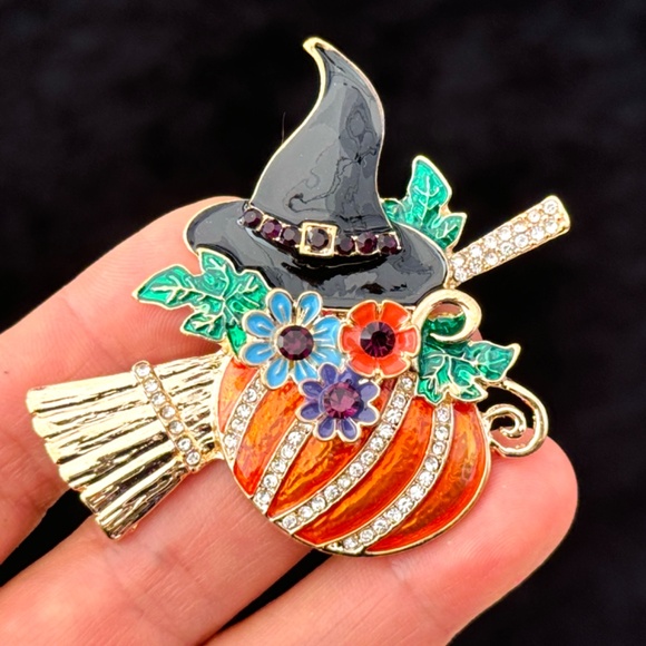 Halloween Rhinestone Brooch Pumpkin Brooch Witch Brooch Witch Pin - Picture 5 of 5